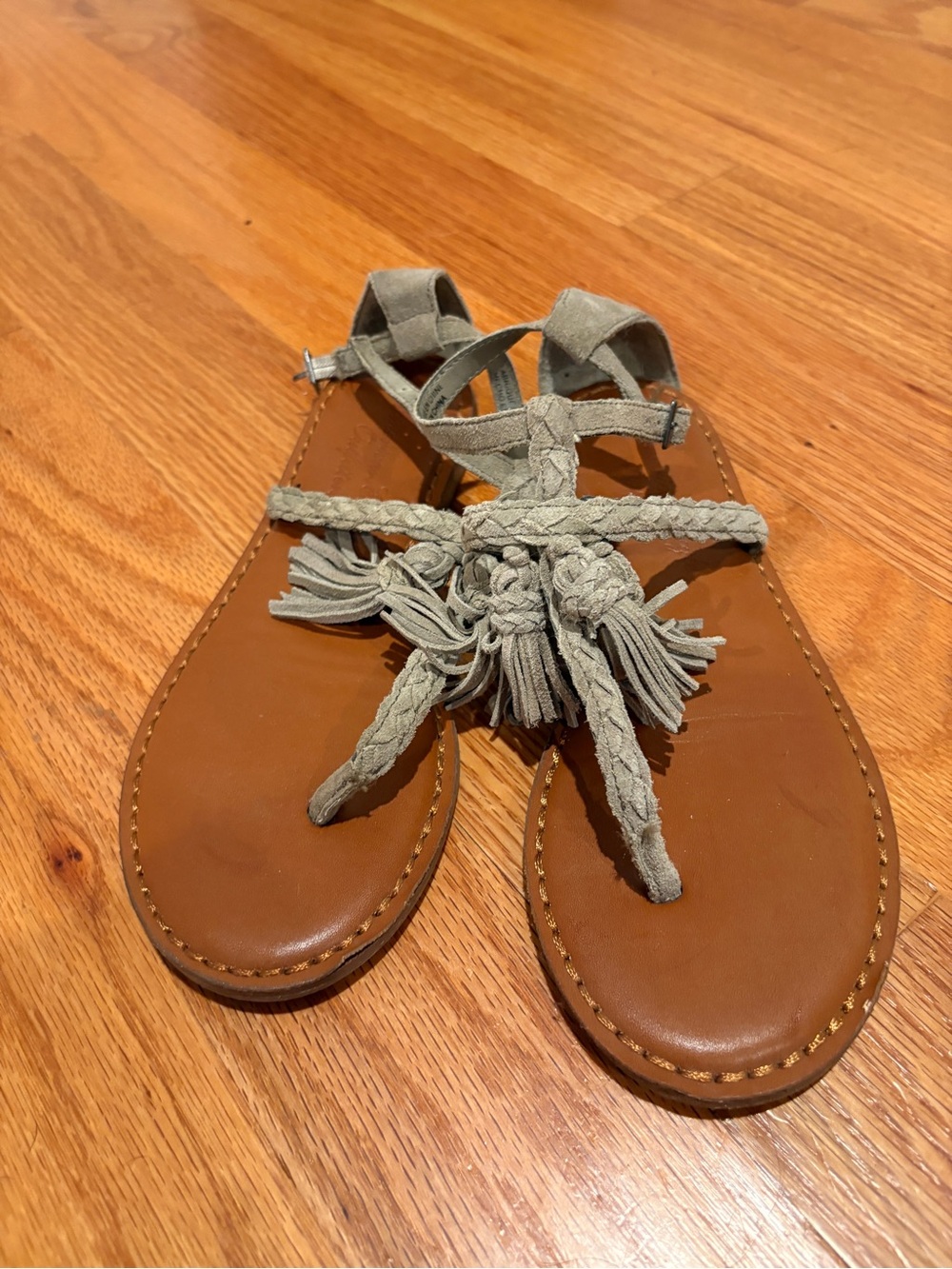 Women’s Braided Tassel Thong Sandals - Light Gray